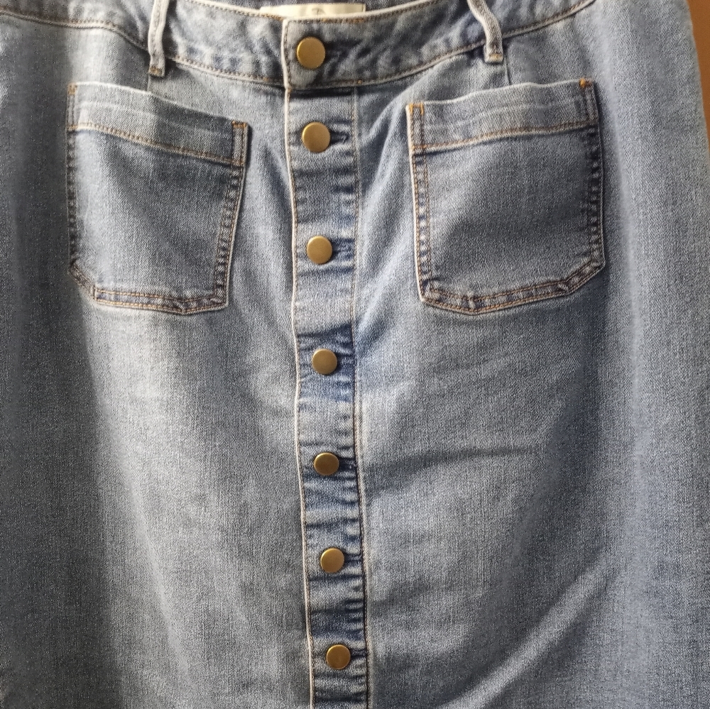 Women's Denim Skirt size 20w